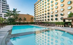 Holiday Inn Bangkok Silom
